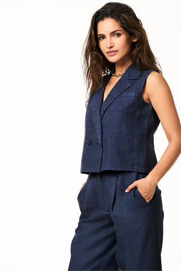 Kira Linen
