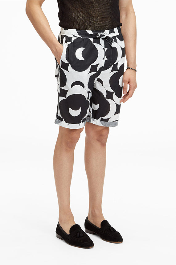 #color_moonglow-black