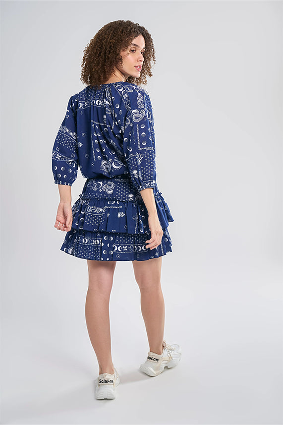 Belle (Khadi)