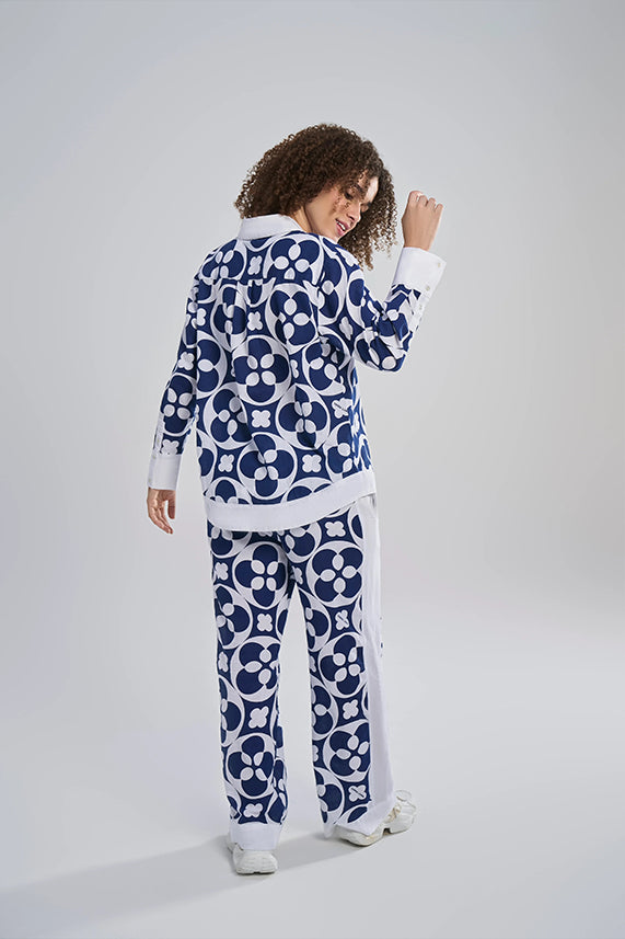 #color_crescent-bloom-blue