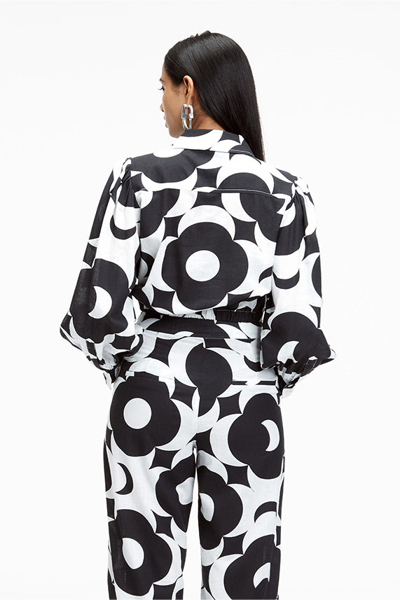 #color_moonglow-black