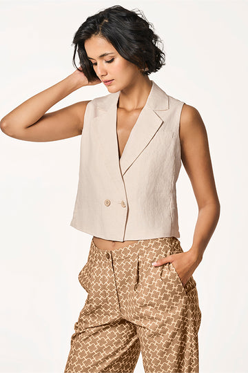 Kira Linen