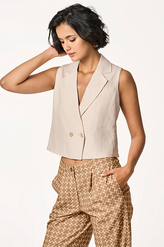 Kira Linen