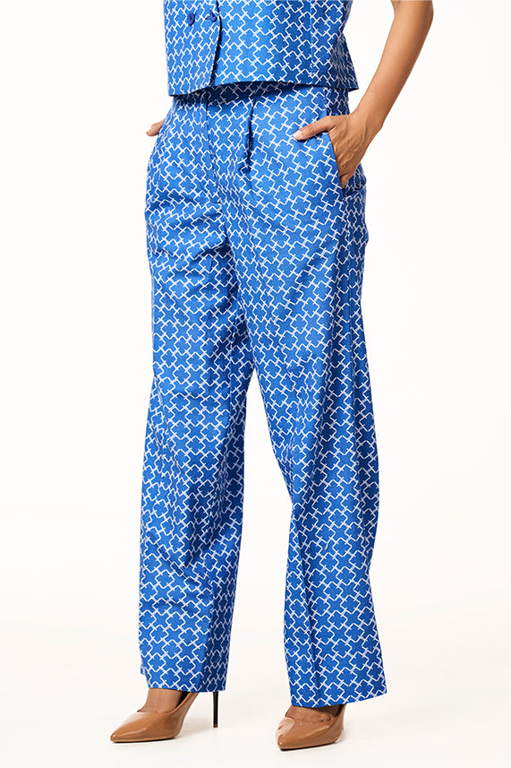 #color_ocean-blue-white-monogram