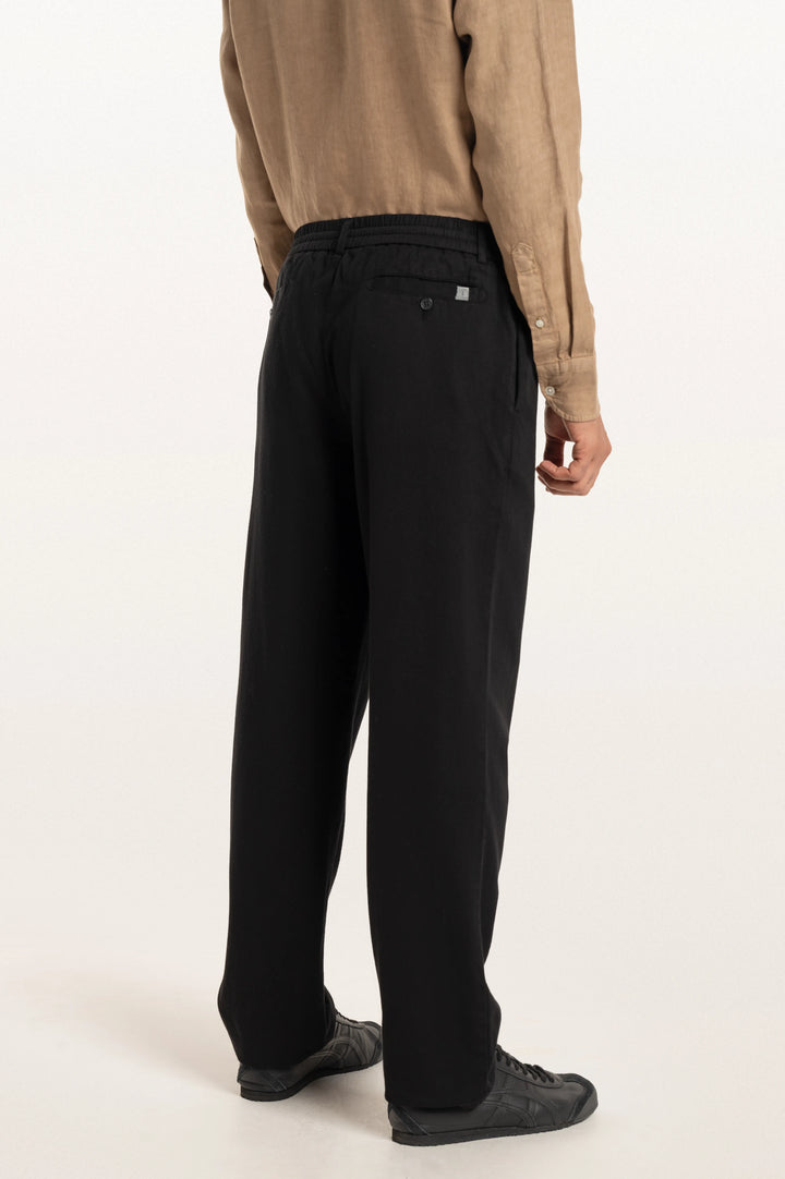 Vito Black Men's Smart Fit Pant