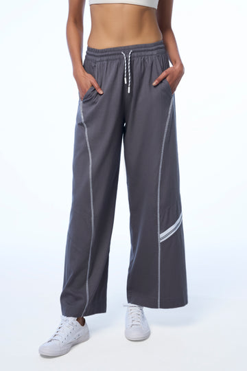 Carrie Khadi Titanium
