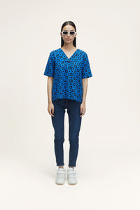 Iris Megamoonbloom-Cosmicblue Women's Resort Fit Khadi Tops